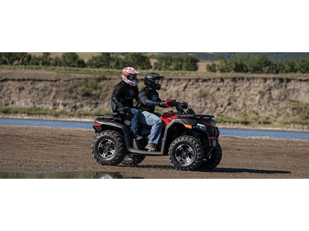 CFMOTO CForce 625 Touring | ATV 580 cc 45 CV biplaza con 4x4, CVT y cardán