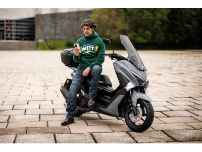 MITT Max T 125 | Maxiscooter 125 con ABS, TCS, TFT 7” y Keyless