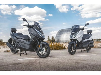 MITT GTS 125/330 | Gran turismo urbano con TFT, Full LED y Smart Key