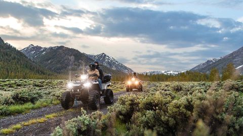 Polaris Sportsman 570 EPS 2UP Sage Green T3b 2026 en ruta off-road