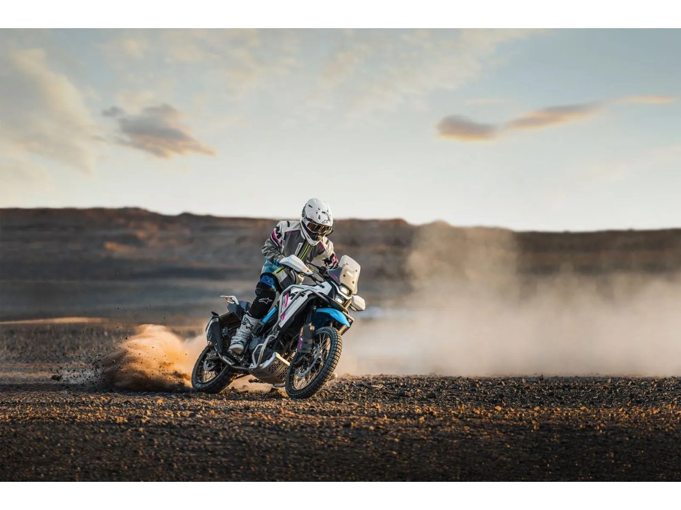 CFMOTO 450MT | Trail Adventure 449,5 cc con KYB, ABS Bosch y TFT 5”