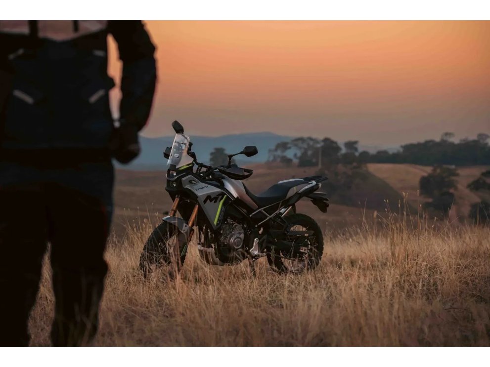 CFMOTO 450MT | Trail Adventure 449,5 cc con KYB, ABS Bosch y TFT 5”