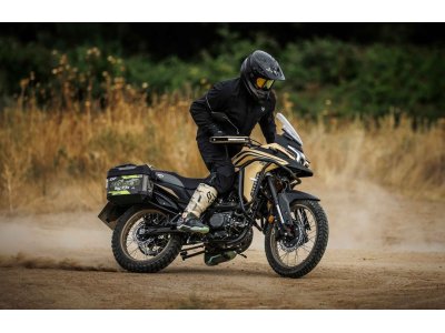 MITT Desert 125 | Trail 125 off-road con ABS, horquilla invertida y ruedas 19”/17”