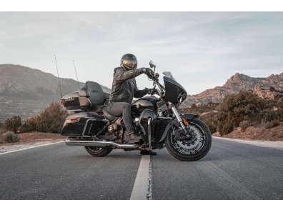 MITT 808 Traveler | Custom Touring 800 cc V-Twin A2 con TFT 12,3” y transmisión por correa