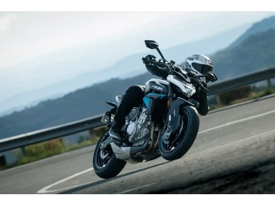 CFMOTO 675NK | Naked tricilíndrica 675 cc con 90 CV, TFT y suspensiones KYB 2