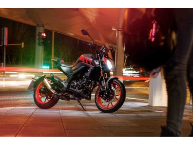 MITT NK 125 | Naked 125 deportiva con TFT 7”, TCS y 15 CV