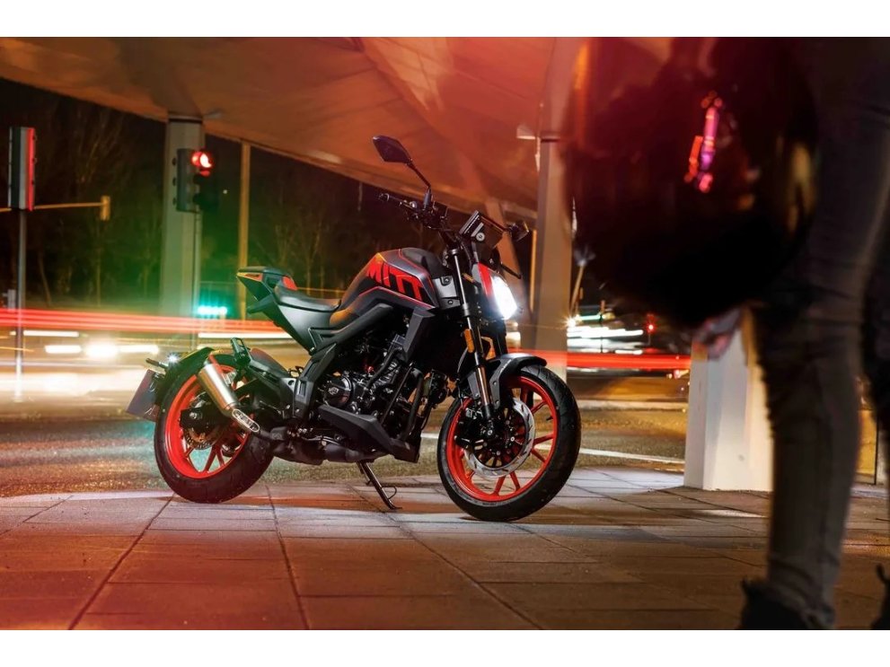 MITT NK 125 | Naked 125 deportiva con TFT 7”, TCS y 15 CV