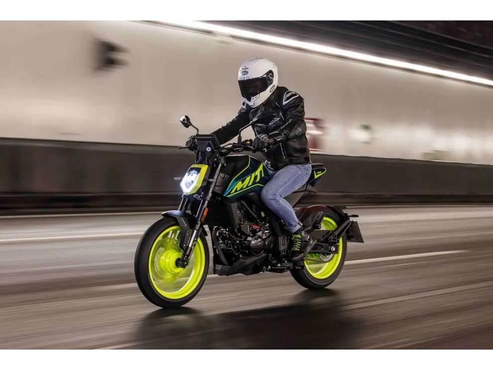 MITT NK 125 | Naked 125 deportiva con TFT 7”, TCS y 15 CV